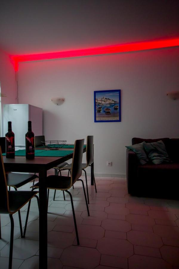 Sea View Apartment - 3 Swimming Pool & Fitness アルブフェイラ エクステリア 写真