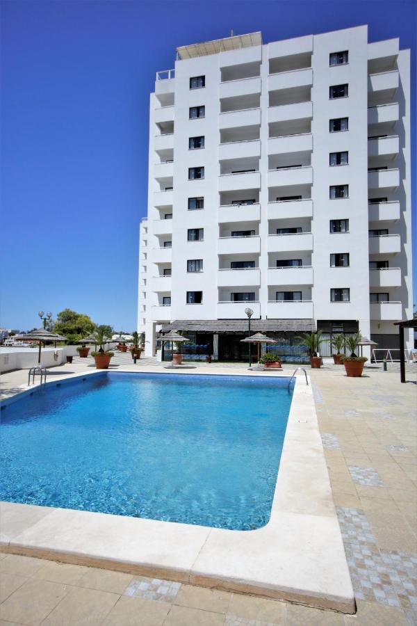Sea View Apartment - 3 Swimming Pool & Fitness アルブフェイラ エクステリア 写真