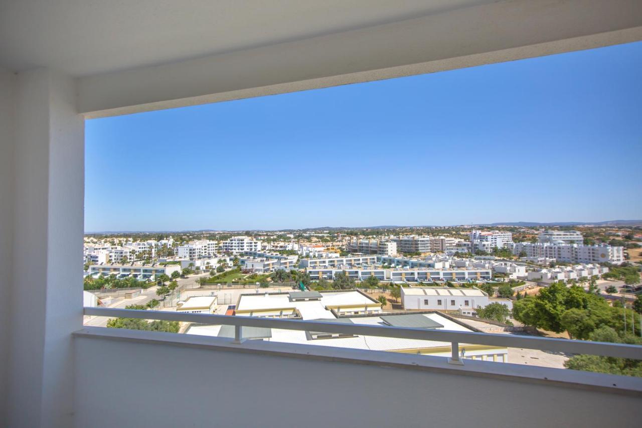 Sea View Apartment - 3 Swimming Pool & Fitness アルブフェイラ エクステリア 写真