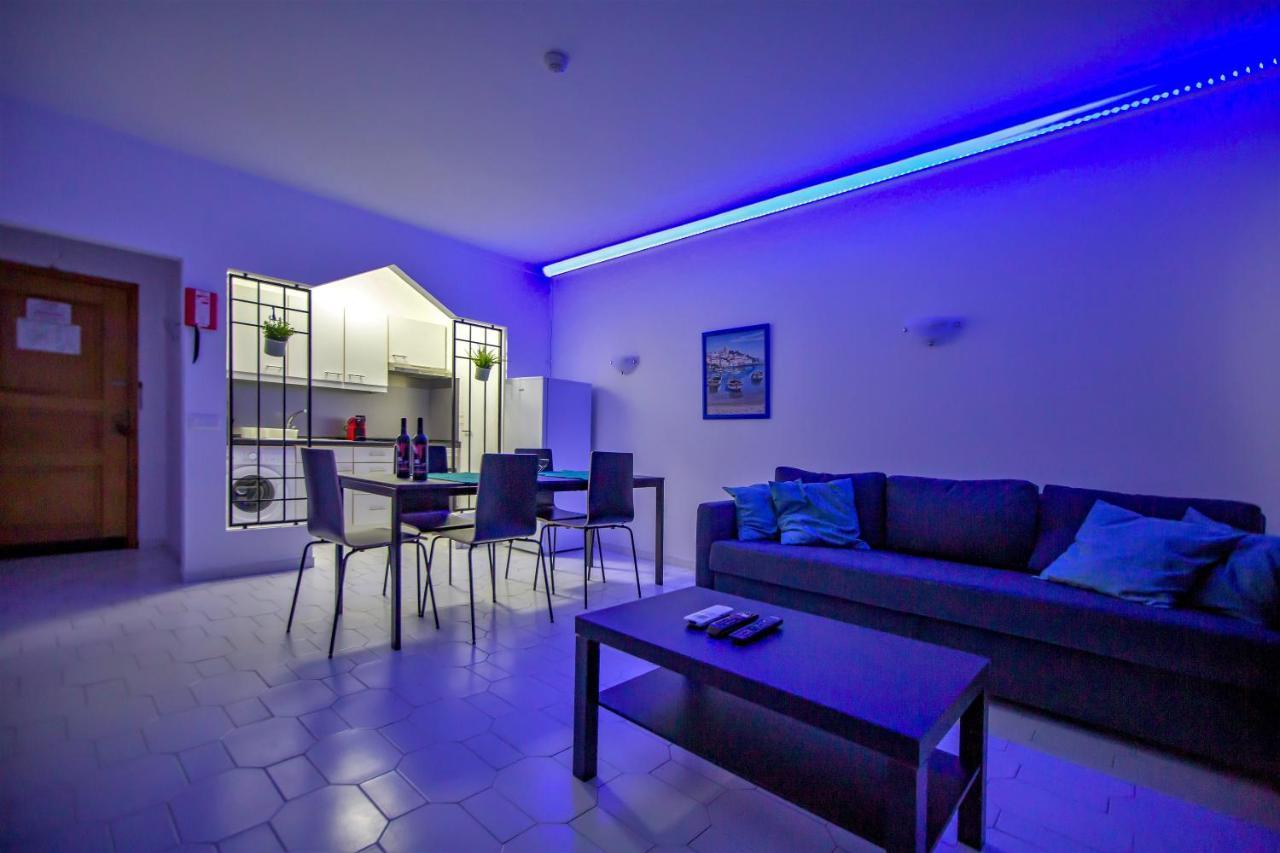 Sea View Apartment - 3 Swimming Pool & Fitness アルブフェイラ エクステリア 写真