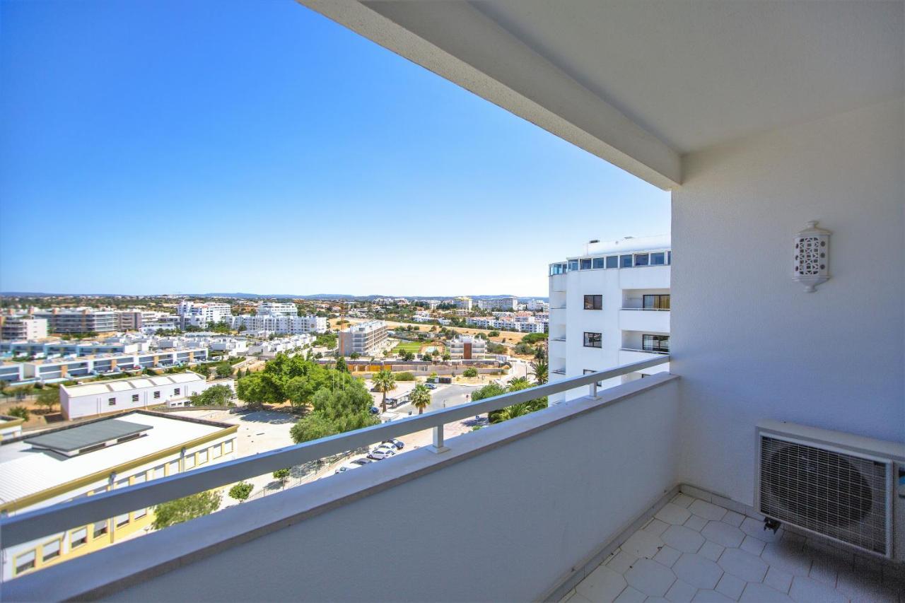 Sea View Apartment - 3 Swimming Pool & Fitness アルブフェイラ エクステリア 写真