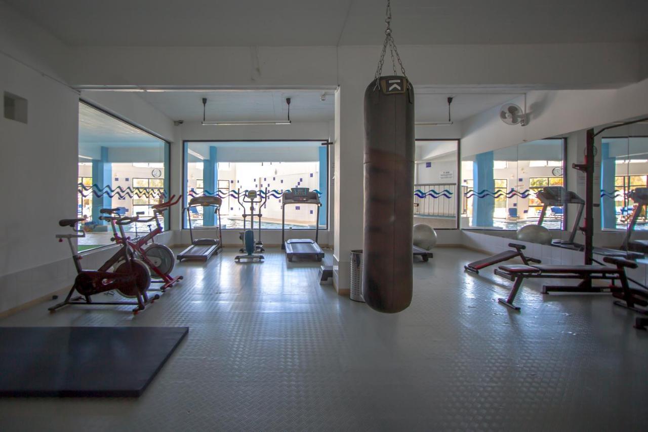 Sea View Apartment - 3 Swimming Pool & Fitness アルブフェイラ エクステリア 写真